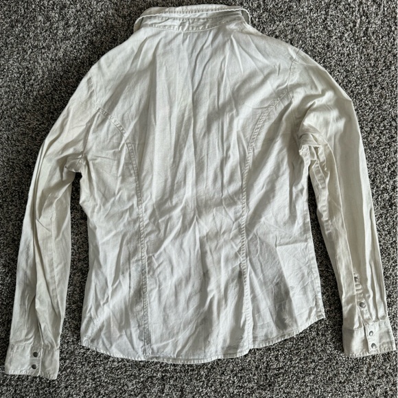 Silver Jeans White Denim Shirt with Silver Metallic Distressing - Picture 5 of 7